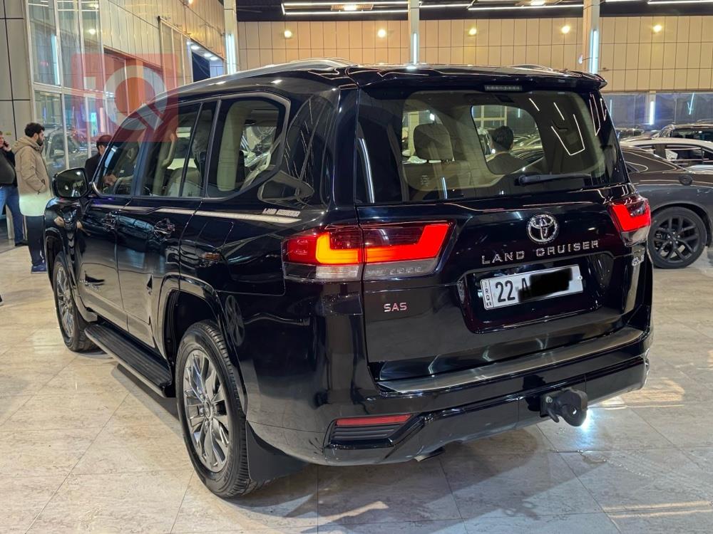 تويوتا لاندكروزر